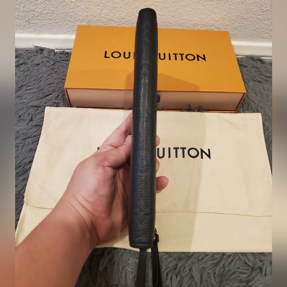 Louis Vuitton Monogram Empreinte Adele Bifold long wallet - Picture 8 of 16